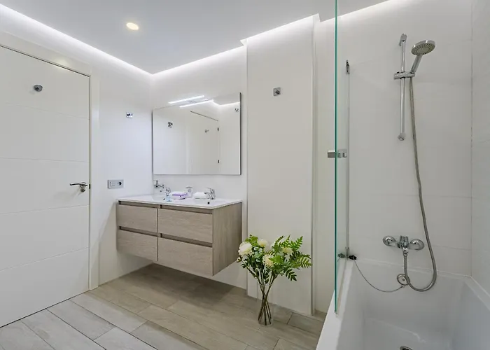 Sunset Bliss Penthouse With Airco & Heated Pool Адехе