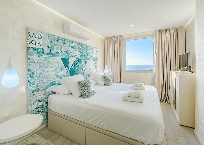 Sunset Bliss Penthouse With Airco & Heated Pool Апартаменты
