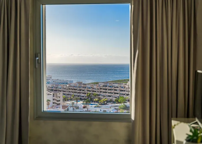 Sunset Bliss Penthouse With Airco & Heated Pool Апартаменты *