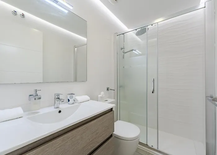 Sunset Bliss Penthouse With Airco & Heated Pool Апартаменты