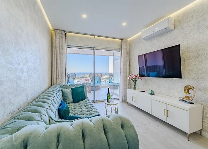 Sunset Bliss Penthouse With Airco & Heated Pool Апартаменты *