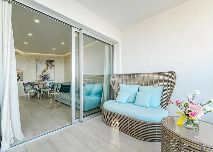 Sunset Bliss Penthouse With Airco & Heated Pool Адехе